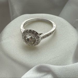 Swarovski Attract Round Halo Ring